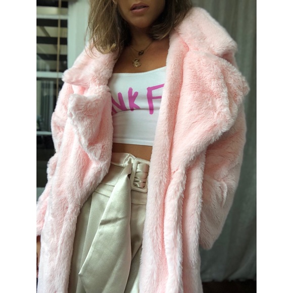 🆕Aria Pink Oversized Faux Fur Vegan Jacket Coat - Picture 4 of 8